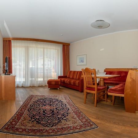 צל אם צילר Hotel Garni Elisabeth מראה חיצוני תמונה