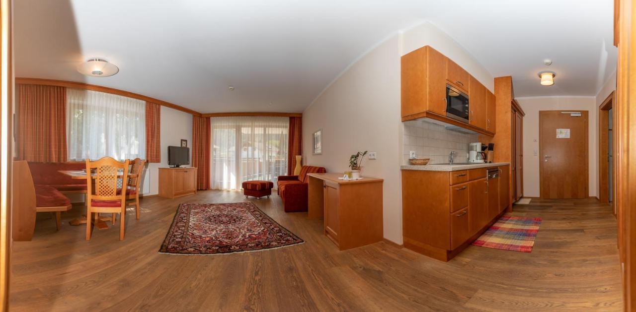 צל אם צילר Hotel Garni Elisabeth מראה חיצוני תמונה