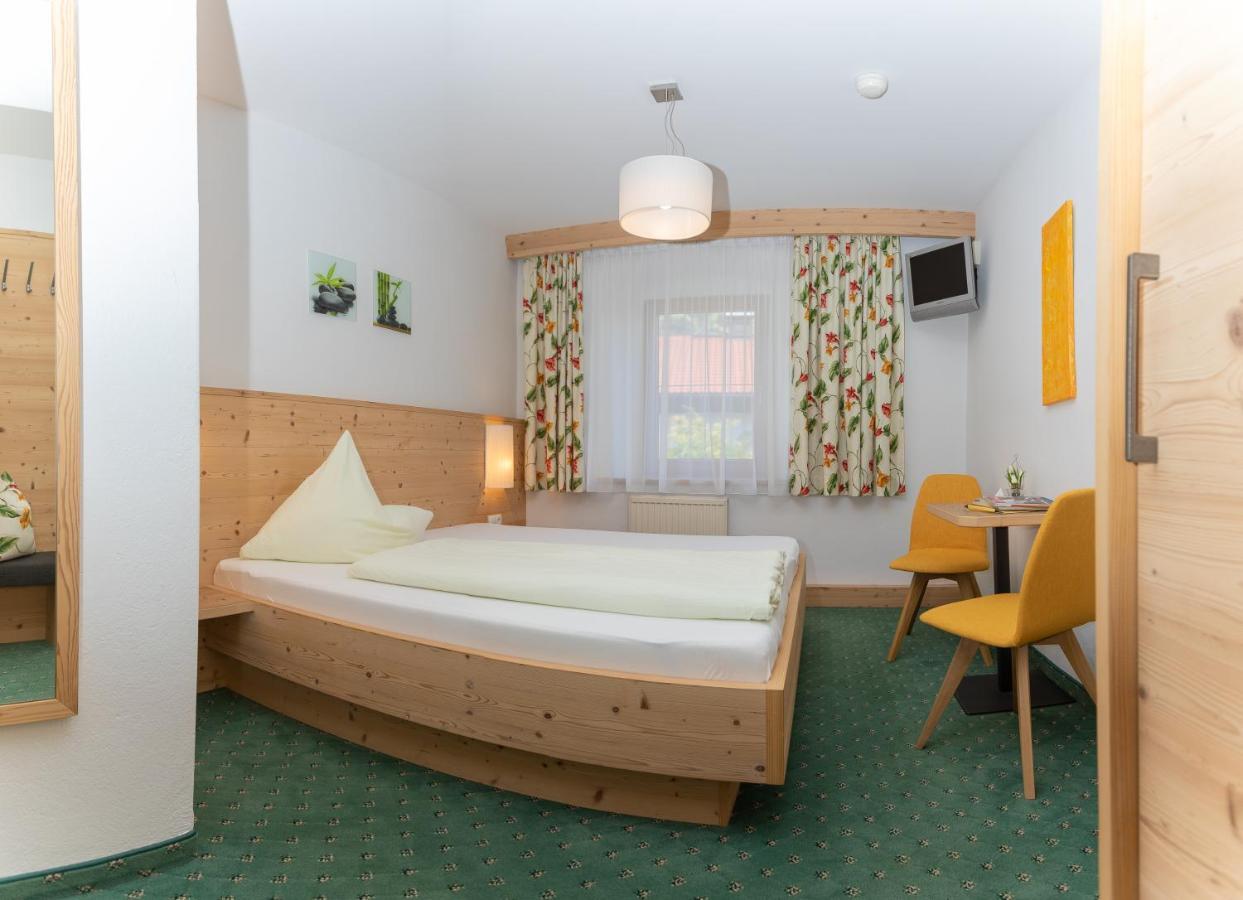 צל אם צילר Hotel Garni Elisabeth מראה חיצוני תמונה
