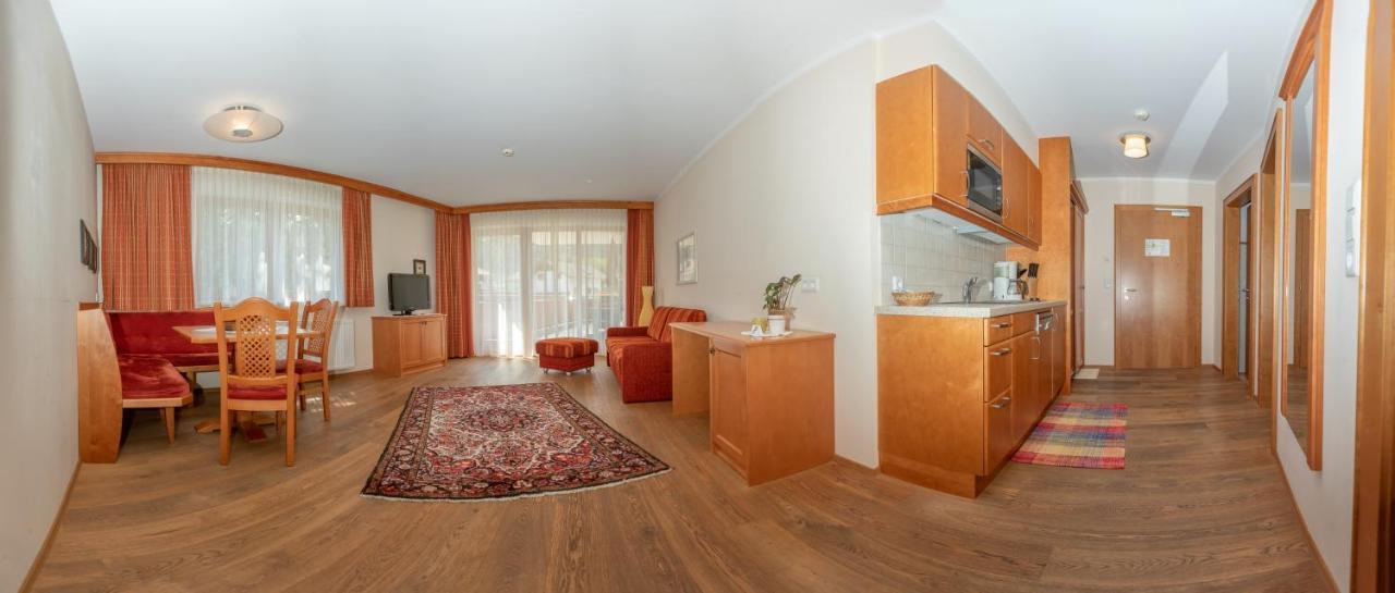 צל אם צילר Hotel Garni Elisabeth מראה חיצוני תמונה