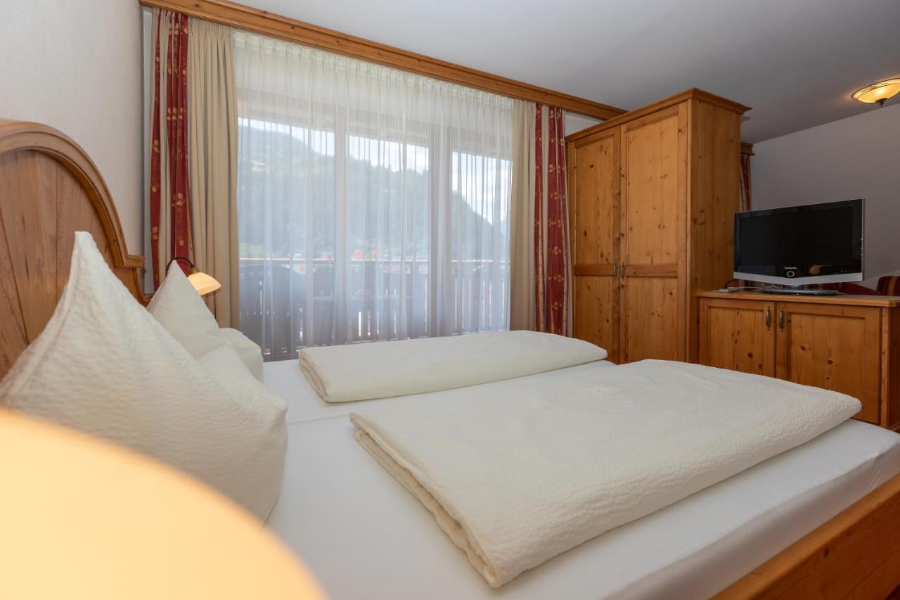 צל אם צילר Hotel Garni Elisabeth מראה חיצוני תמונה