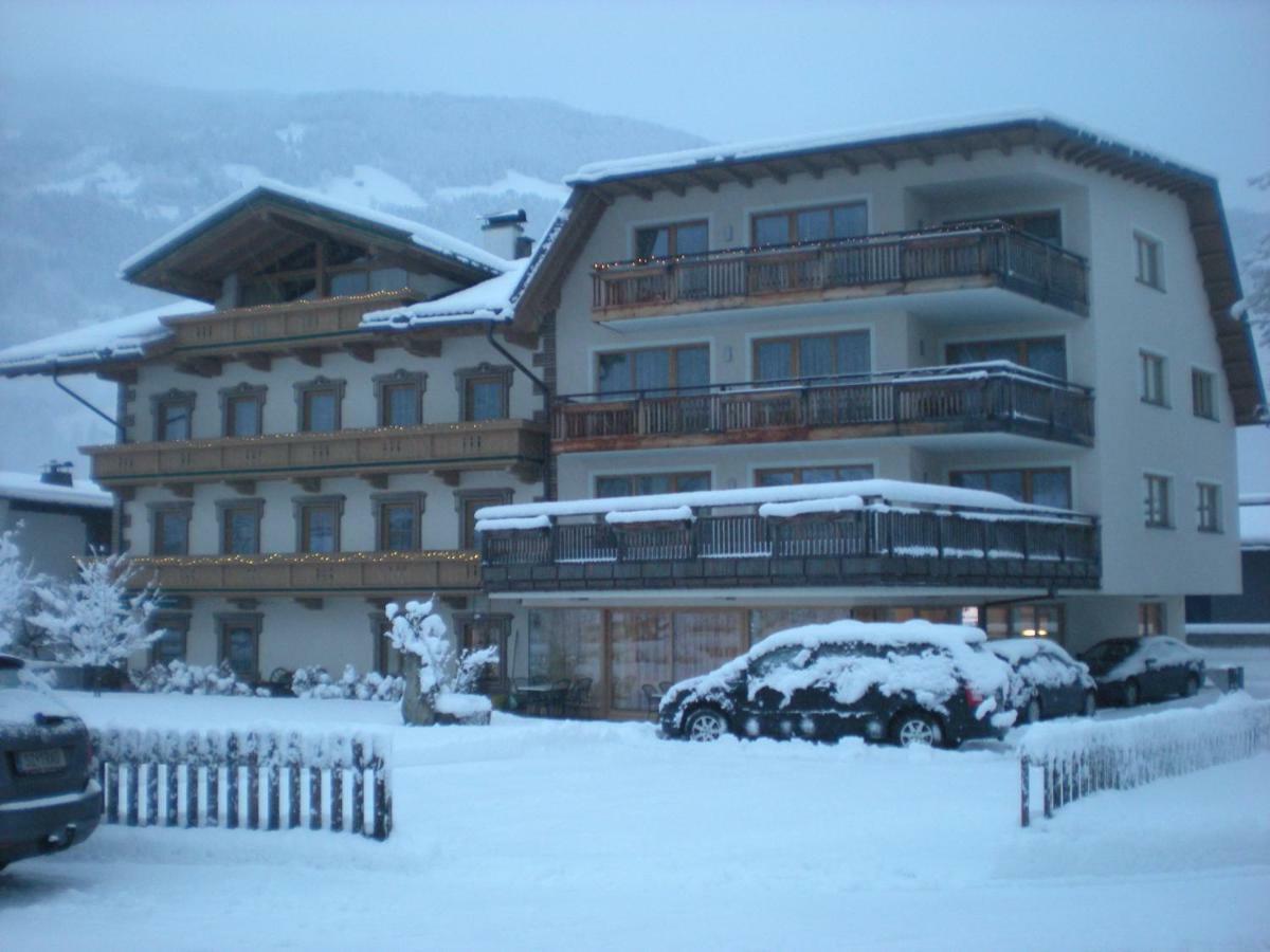 צל אם צילר Hotel Garni Elisabeth מראה חיצוני תמונה