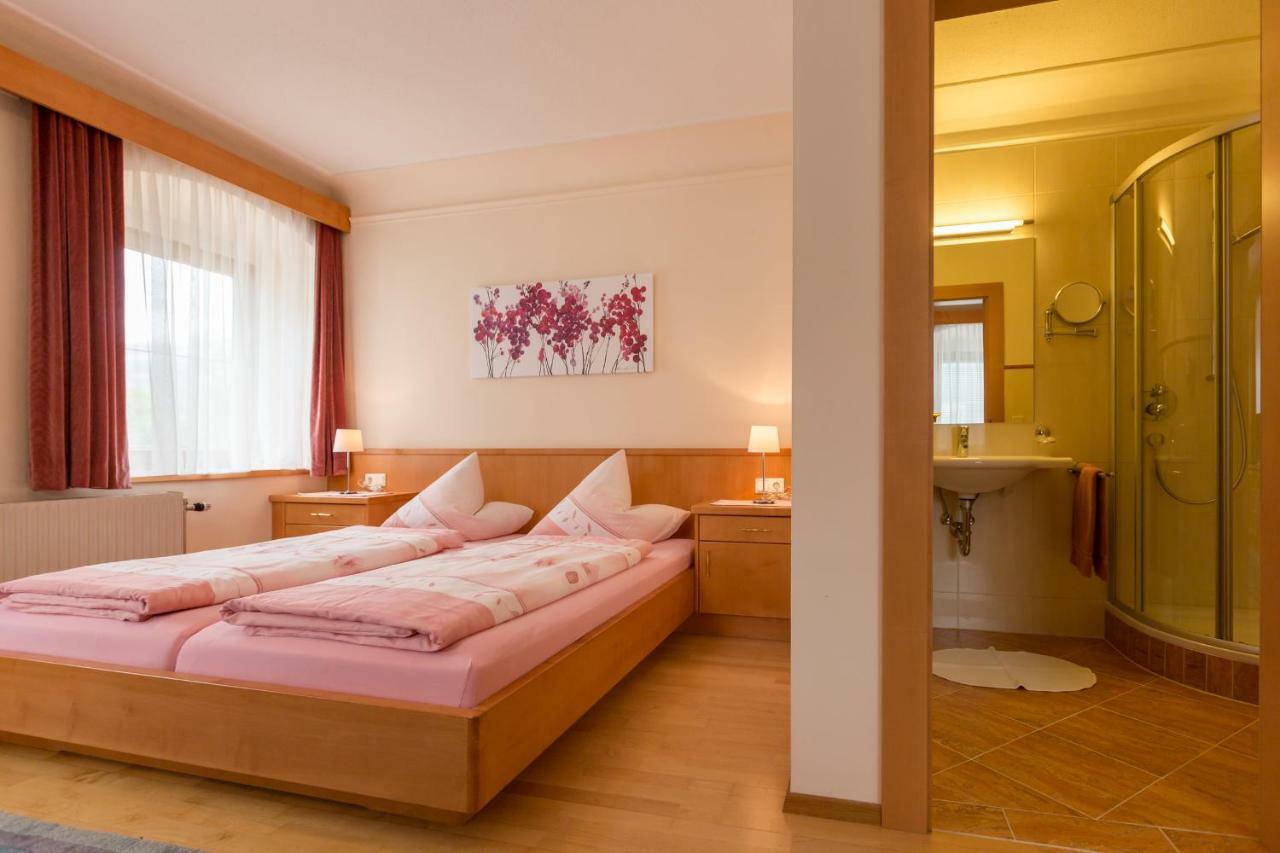צל אם צילר Hotel Garni Elisabeth מראה חיצוני תמונה