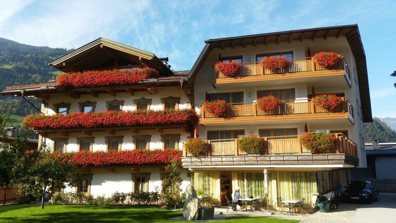 צל אם צילר Hotel Garni Elisabeth מראה חיצוני תמונה