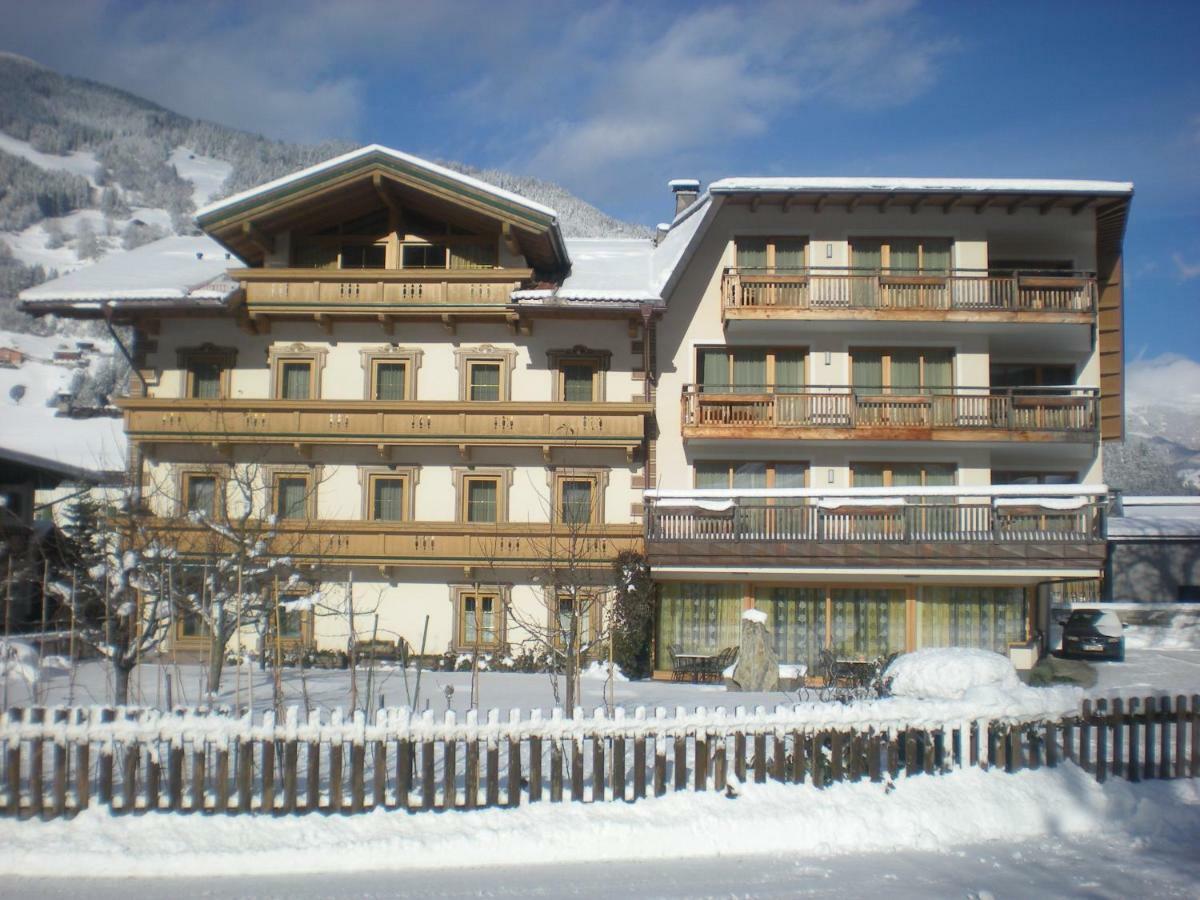 צל אם צילר Hotel Garni Elisabeth מראה חיצוני תמונה